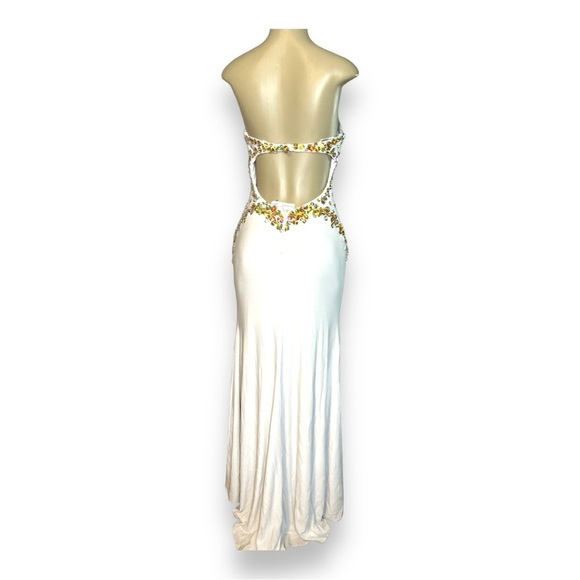 White Dress - Picture 5 of 9